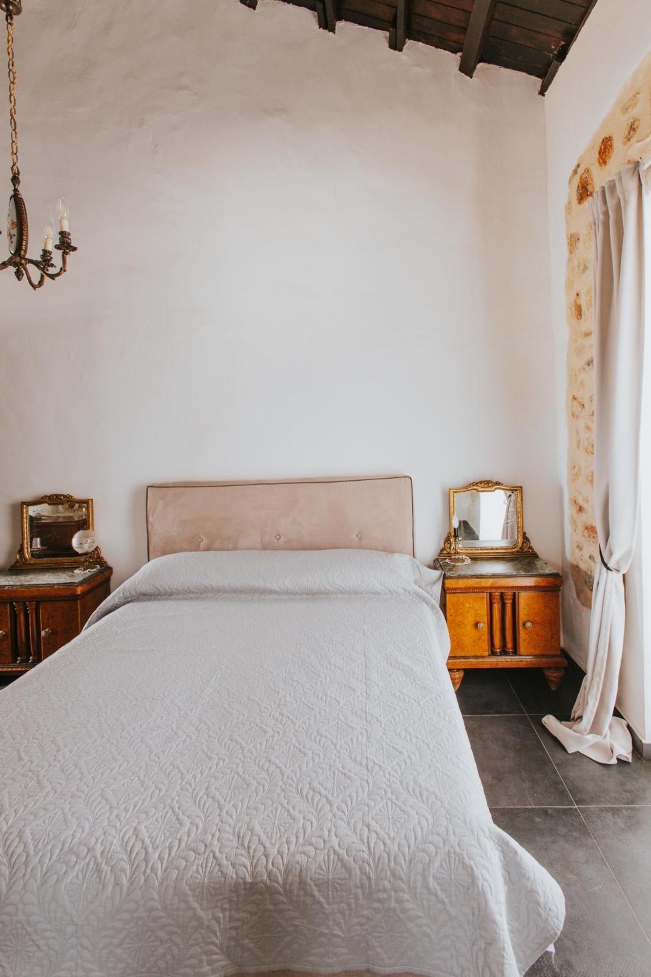 Cosi Priziusi Bed & Breakfast Vizzini Eksteriør bilde