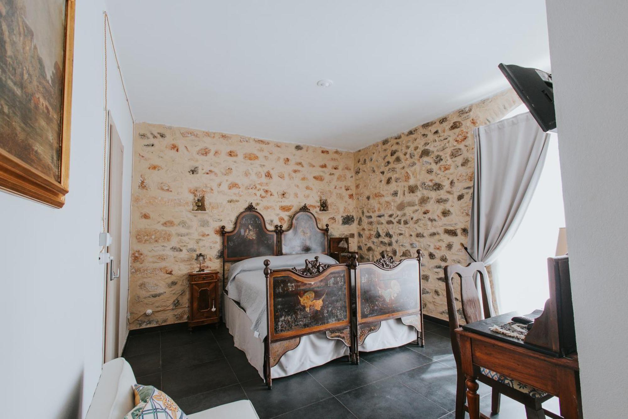 Cosi Priziusi Bed & Breakfast Vizzini Eksteriør bilde