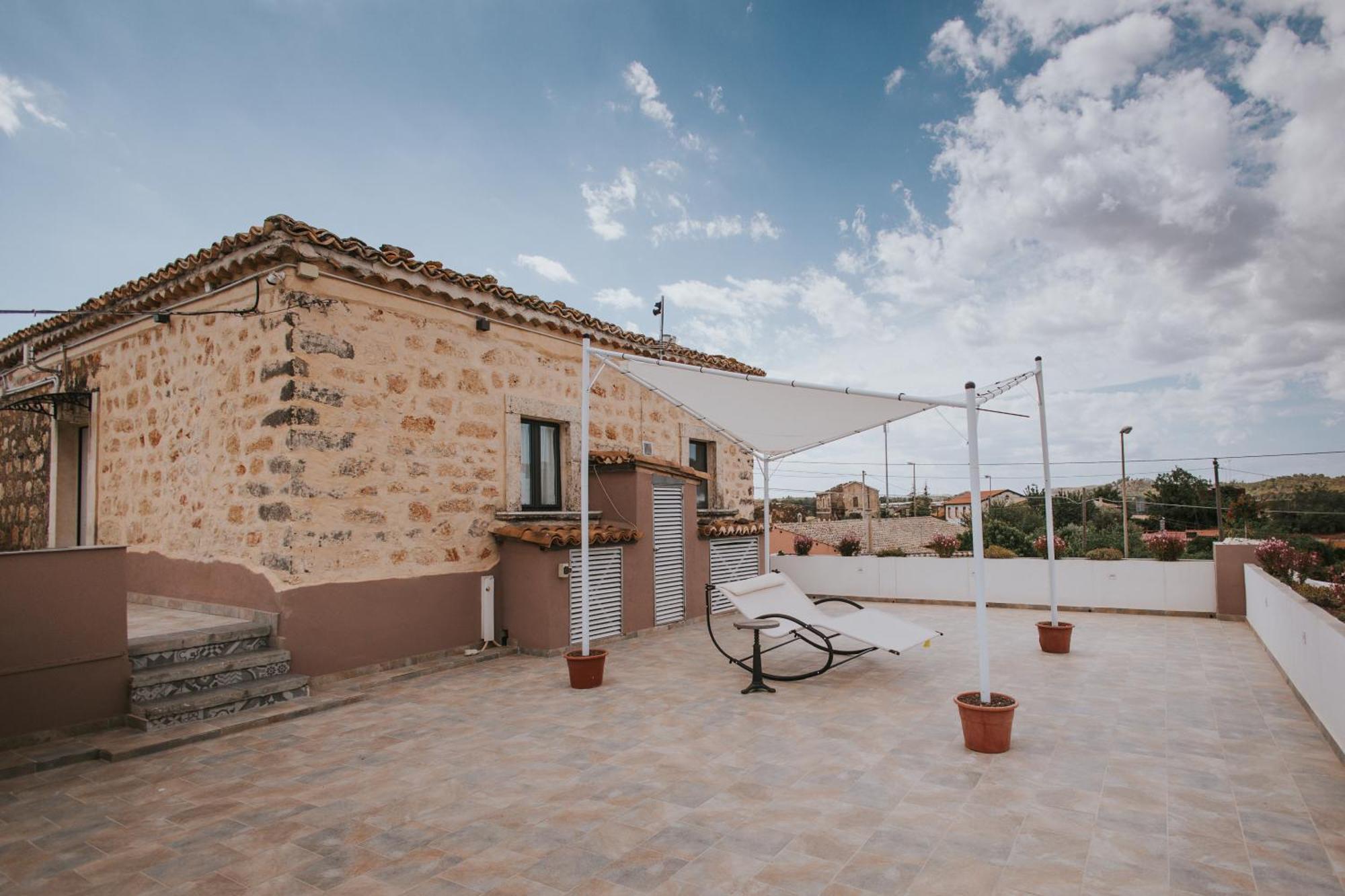 Cosi Priziusi Bed & Breakfast Vizzini Eksteriør bilde